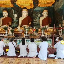 Shwemawdaw Pagoda - Mawlamyine