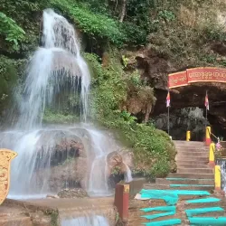 Peik Chin Myaung Cave - Maymyo