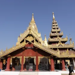 Shwezigon Pagoda - Nyaung-U