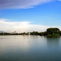 Inya Lake - Yangon