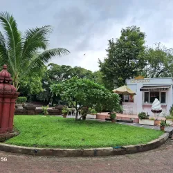 Kandawgyi Lake and Park - Yangon