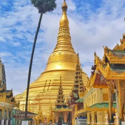 Shwedagon Pagoda - Yangon