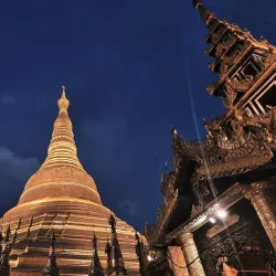 Shwedagon Pagoda - Yangon