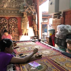 Traditional Burmese Handicraft Workshops - Yenangyaung