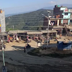 Dadeldhura Bazaar - Dadeldhurā