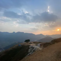 Hiking Trails around Waling - Waling