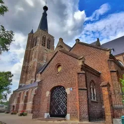 Sint-Petrus' Bandenkerk - Best