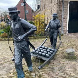 Edam Cheese Market - Edam