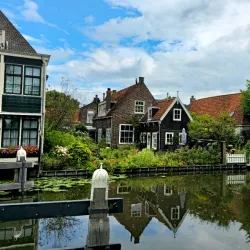 Edam Cheese Market - Edam