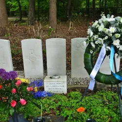 Ede War Cemetery - Ede