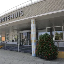 Huizen Town Hall - Huizen