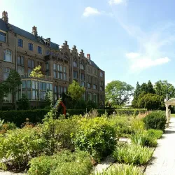Leiden University - Leiden
