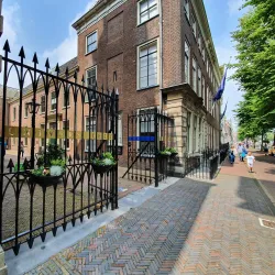 Leiden University - Leiden