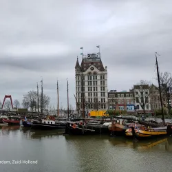 Cube Houses (Kubuswoningen) - Rotterdam