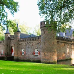 Sint-Oedenrode Castle (Kasteel Dommeldal) - Sint-Oedenrode