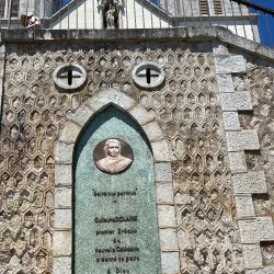 Koné Cathedral (Cathédrale Saint-Joseph) - Kone