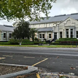 Victoria Square - Cambridge