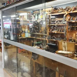 E Hayes and Sons Ltd (World Famous Motorcycle Shop) - Invercargill