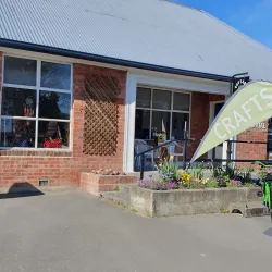 Local Art and Craft Shops - Kaitangata