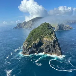 Hole in the Rock Cruises - Paihia