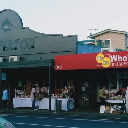 Thames Market - Thames