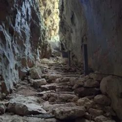 Anapala Chasm - Alofi