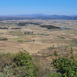 Mountains and Hiking Trails - Hongwon