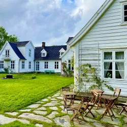 Alvøen Manor - Agotnes