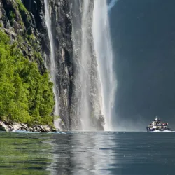 Hjørundfjord - Alesund