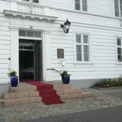 Arendal Town Hall (Arendal Rådhus) - Arendal