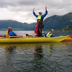 Sunnfjord Kayak Tours - Dale i Sunnfjord