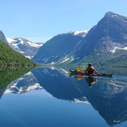 Sunnfjord Kayak Tours - Dale i Sunnfjord