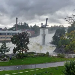 Hønefossen Waterfall - Honefoss