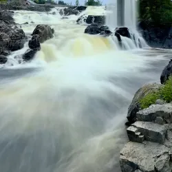 Hønefossen Waterfall - Honefoss