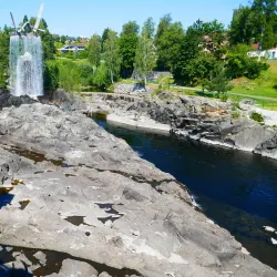 Hønefossen Waterfall - Honefoss