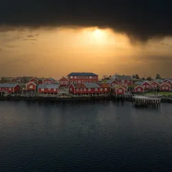 Reine Fishing Village - Reine
