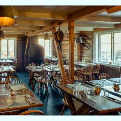 Reine Fishing Village - Reine