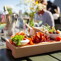 Reine Fishing Village - Reine