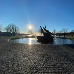 Hvalfangstmonumentet (Whaling Monument) - Sandefjord