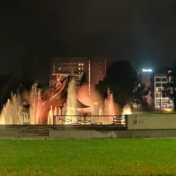 Hvalfangstmonumentet (Whaling Monument) - Sandefjord
