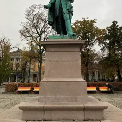 Henrik Wergeland's Statue - Sandvika