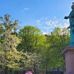 Henrik Wergeland's Statue - Sandvika