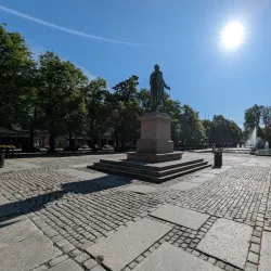 Henrik Wergeland's Statue - Sandvika