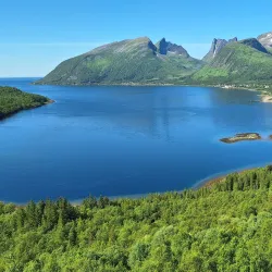 Bergsbotn Viewpoint - Senja
