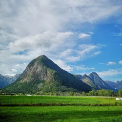 Norsk Bremuseum (Norwegian Glacier Museum) - Sogndal