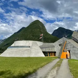 Norsk Bremuseum (Norwegian Glacier Museum) - Sogndal