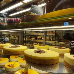 Hellerud Shopping Center - Trosterud