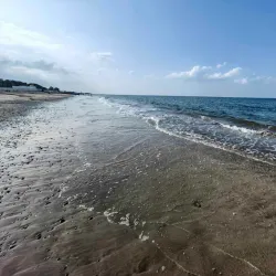 Al Ghubra Corniche - Al Ghubra