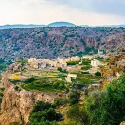Jebel Akhdar (Green Mountain) - Yanqul
