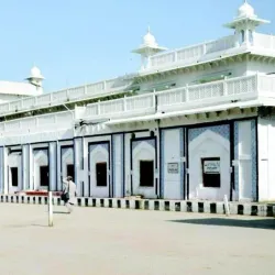 Hyderabad Railway Station - Hyderabad